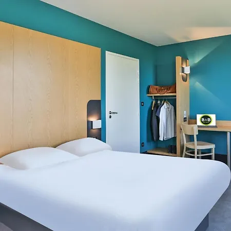 La Roche-sur-yon 2* Mouilleron-le-Captif