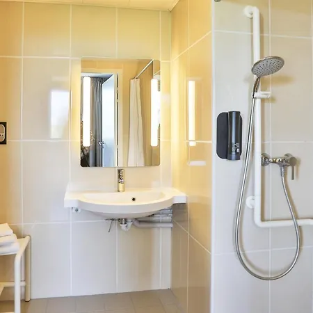 La Roche-sur-yon 호텔