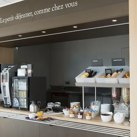 Hotel La Roche-sur-yon 2*