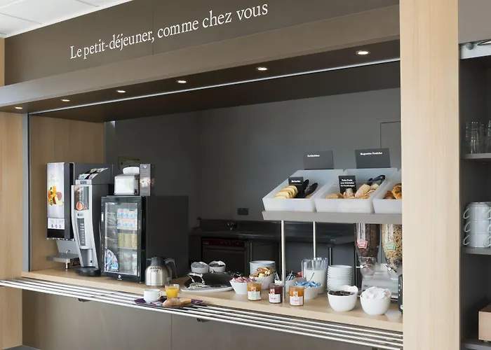 فندق La Roche-sur-yon 2*