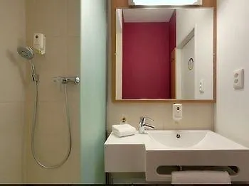 La Roche-sur-yon Hotel